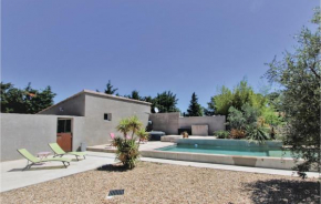 Stunning home in Montfavet w/ Outdoor swimming pool and 3 Bedrooms